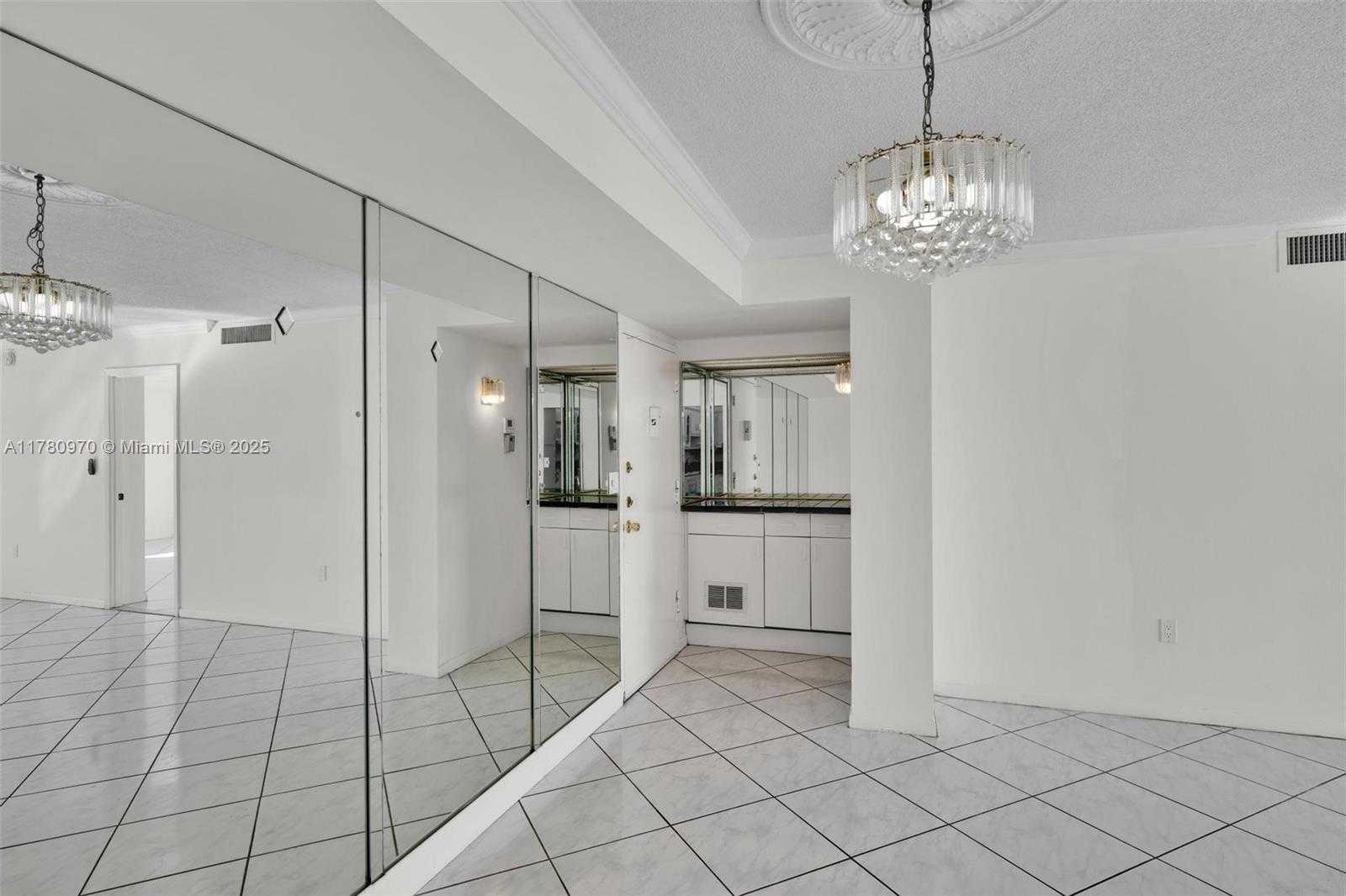 Small Image of 1833 SOUTH OCEAN DR #808, Hallandale Beach Number 25