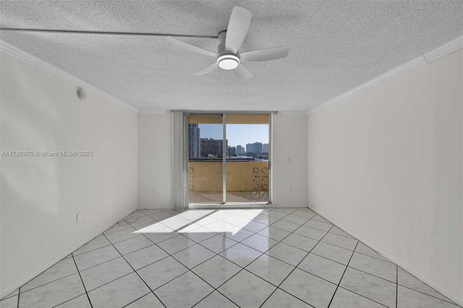Small Image of 1833 SOUTH OCEAN DR #808, Hallandale Beach Number 28