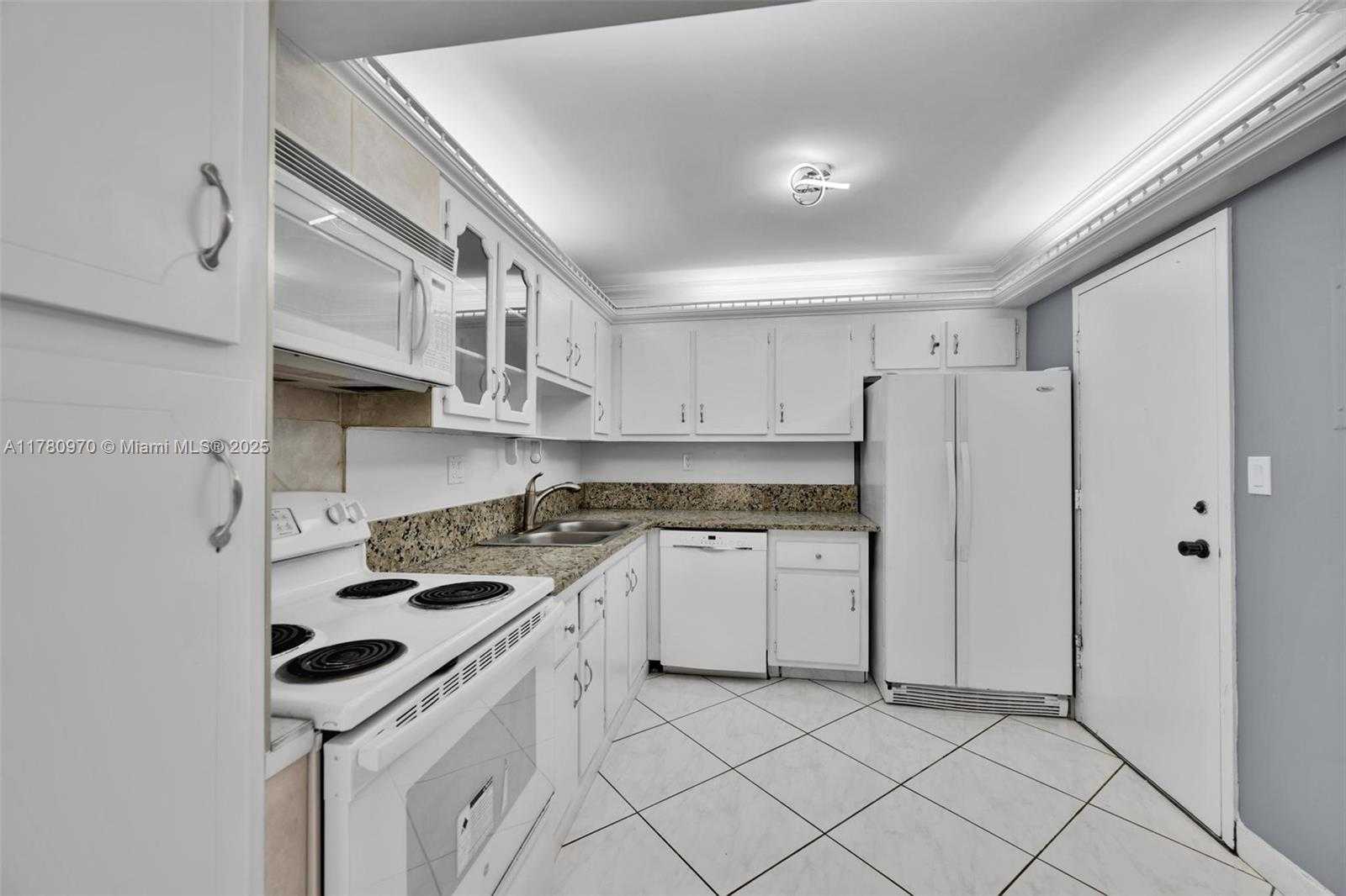 Small Image of 1833 SOUTH OCEAN DR #808, Hallandale Beach Number 43