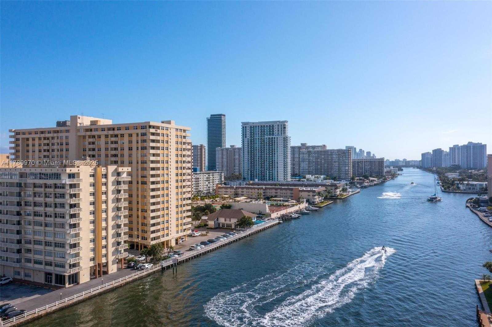 Small Image of 1833 SOUTH OCEAN DR #808, Hallandale Beach Number 7