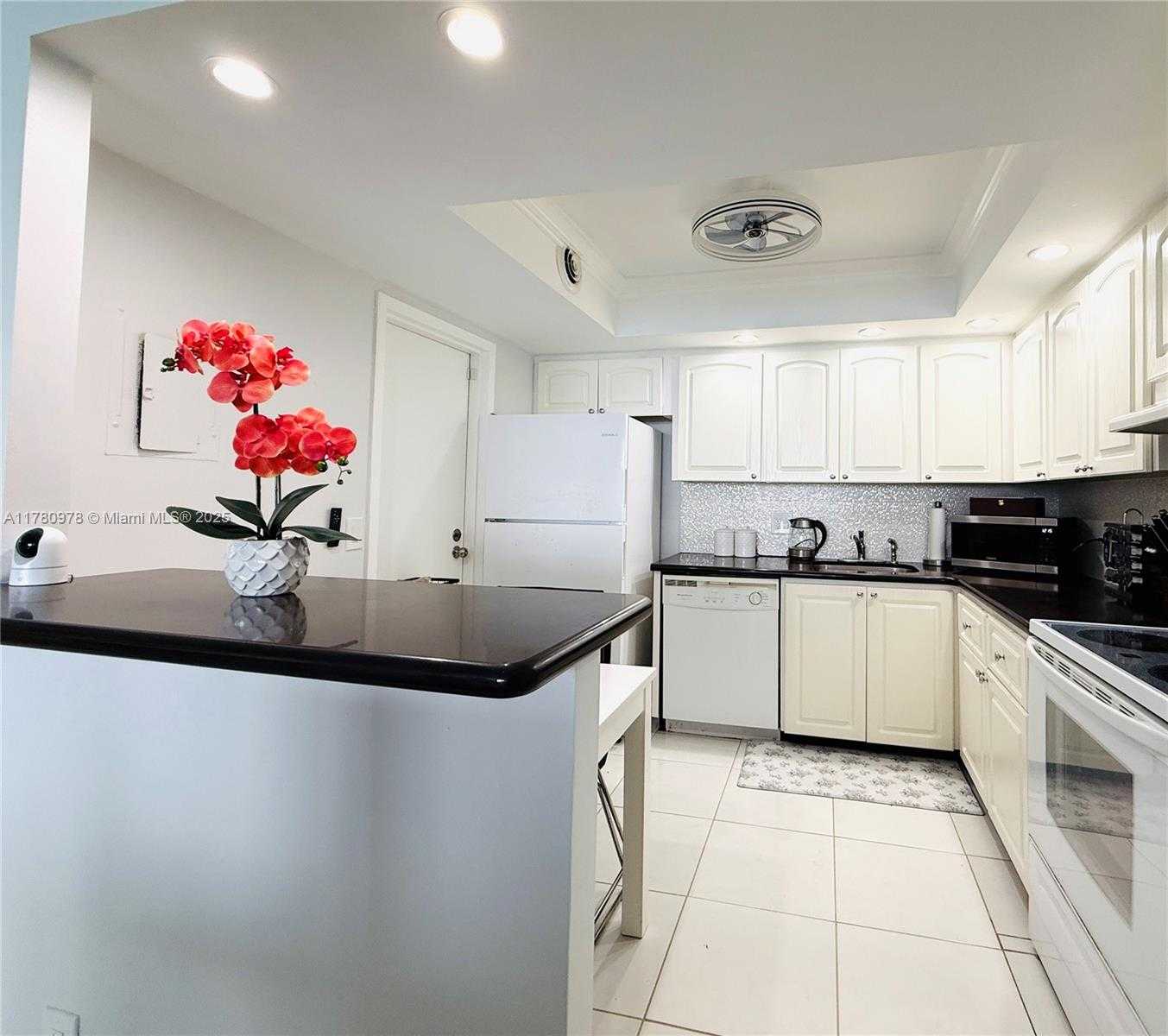 Small Image of 2101 SOUTH OCEAN DR #1902, Hollywood Number 4