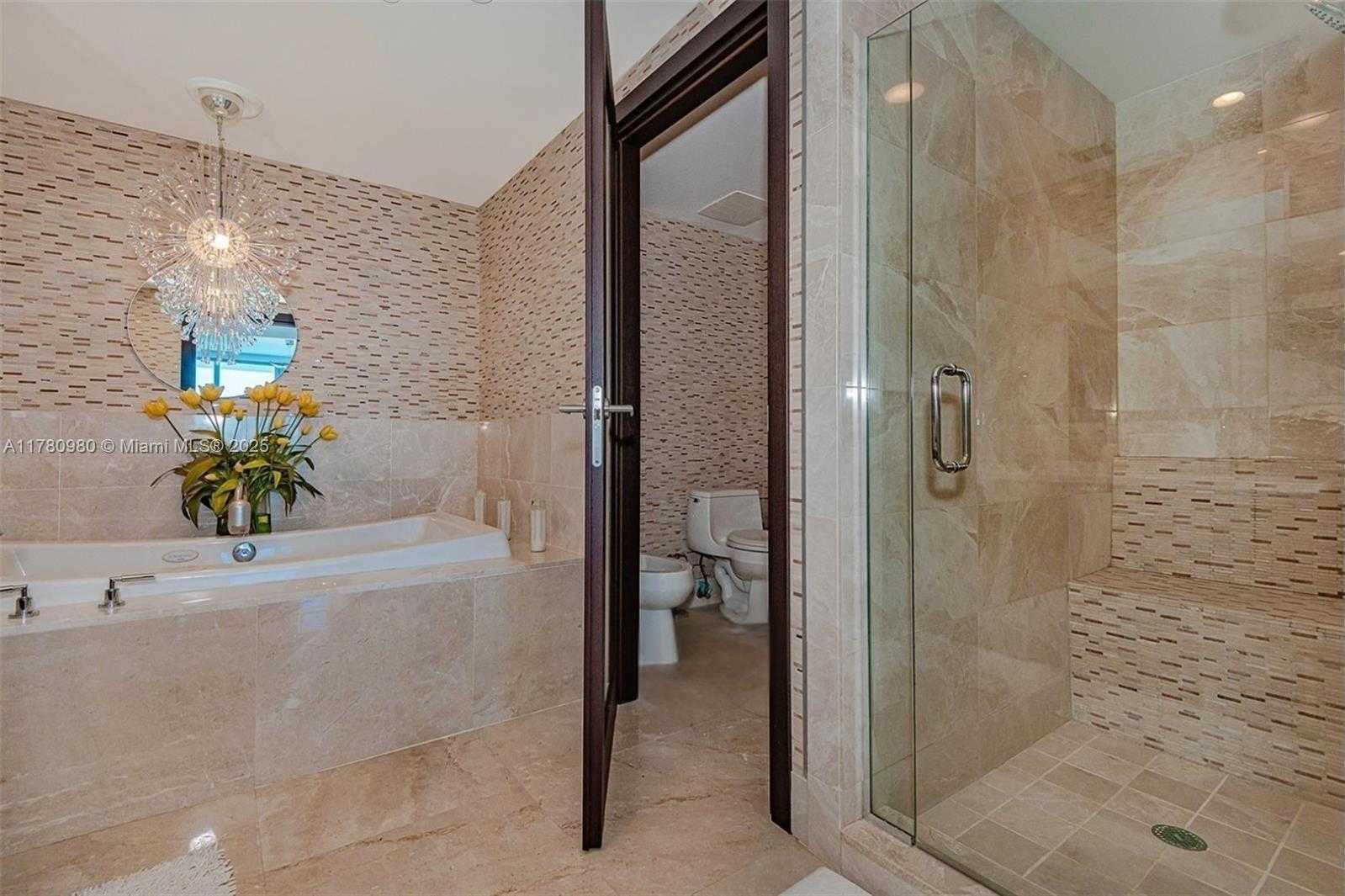 Small Image of 17001 COLLINS AVE #1507, Sunny Isles Beach Number 7