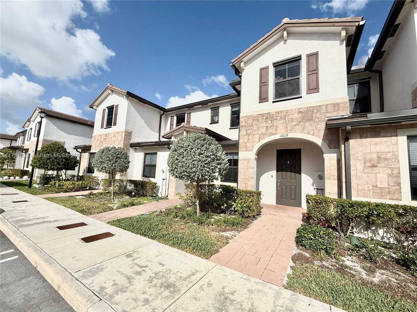 Small Image of 11119 WEST 34TH WAY, Hialeah Number 20