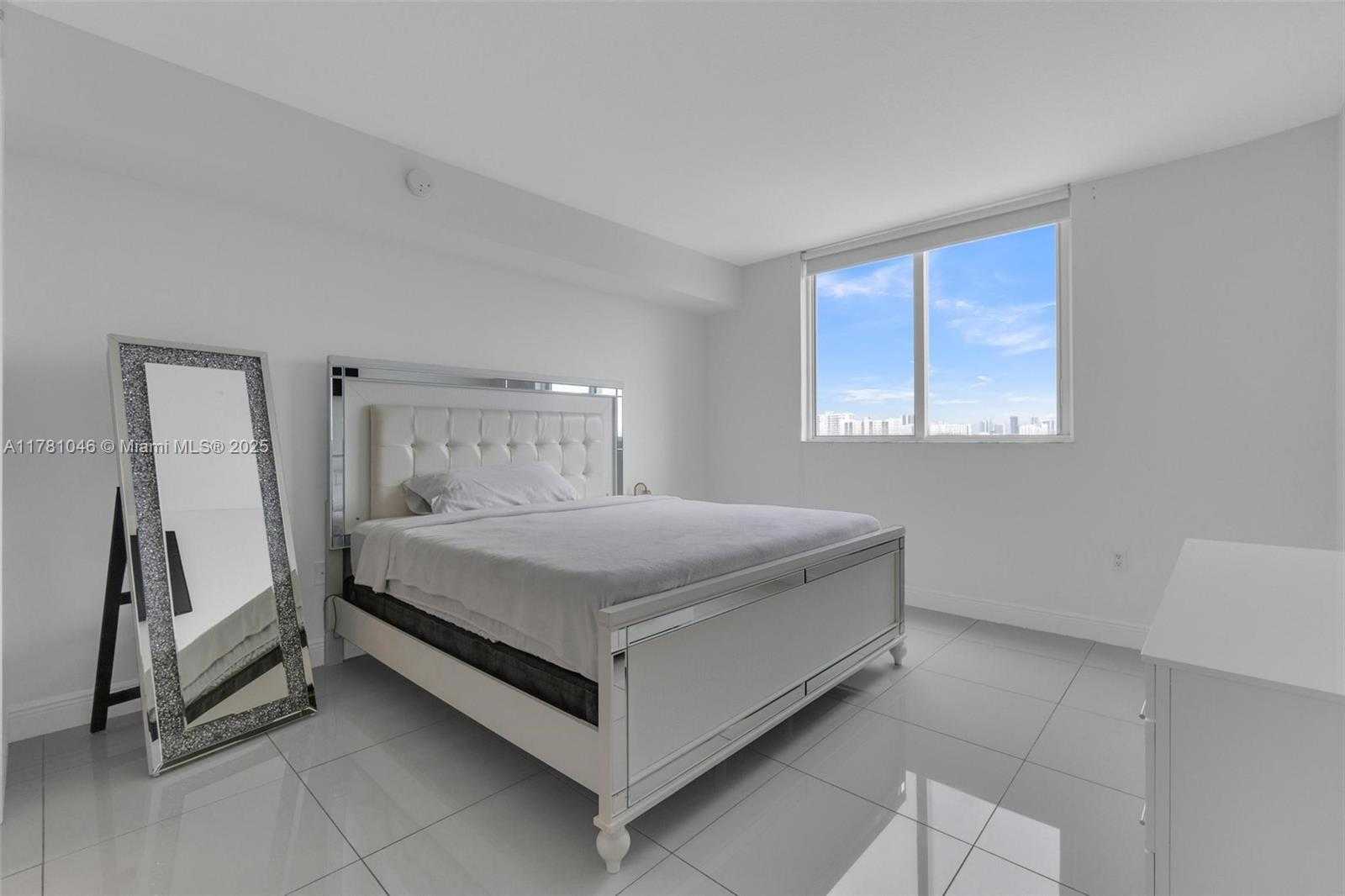 Small Image of 1861 NORTH WEST S RIVER DR #1207, Miami Number 14