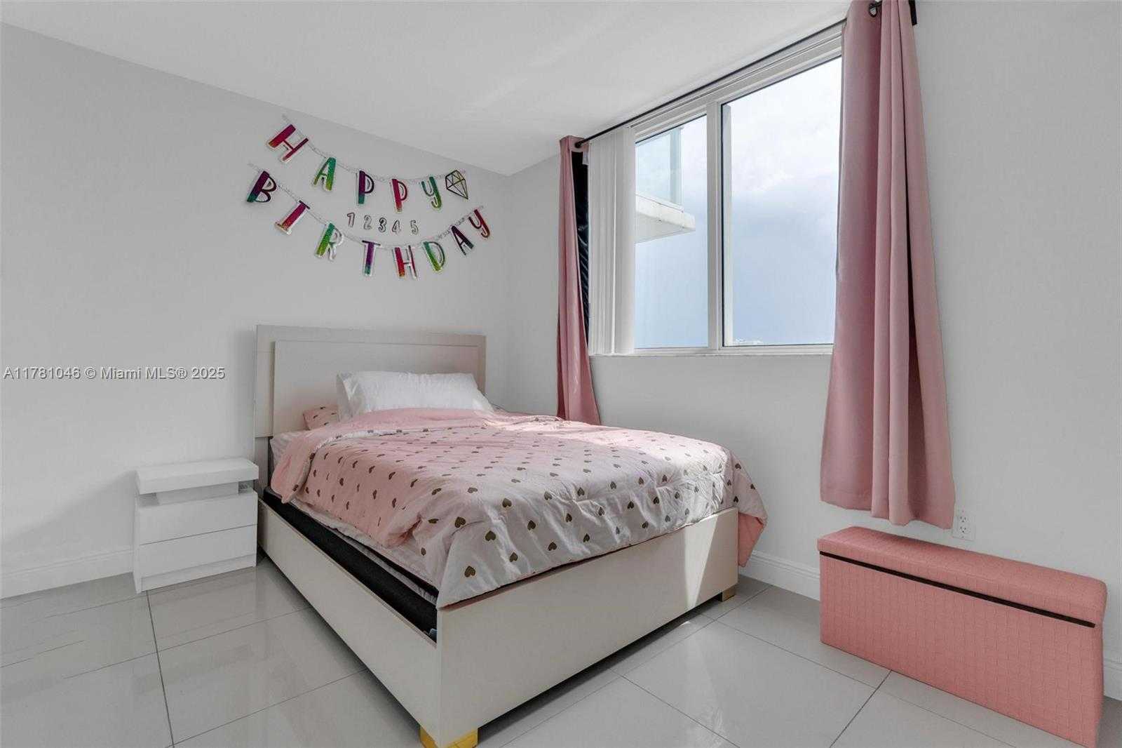 Small Image of 1861 NORTH WEST S RIVER DR #1207, Miami Number 22