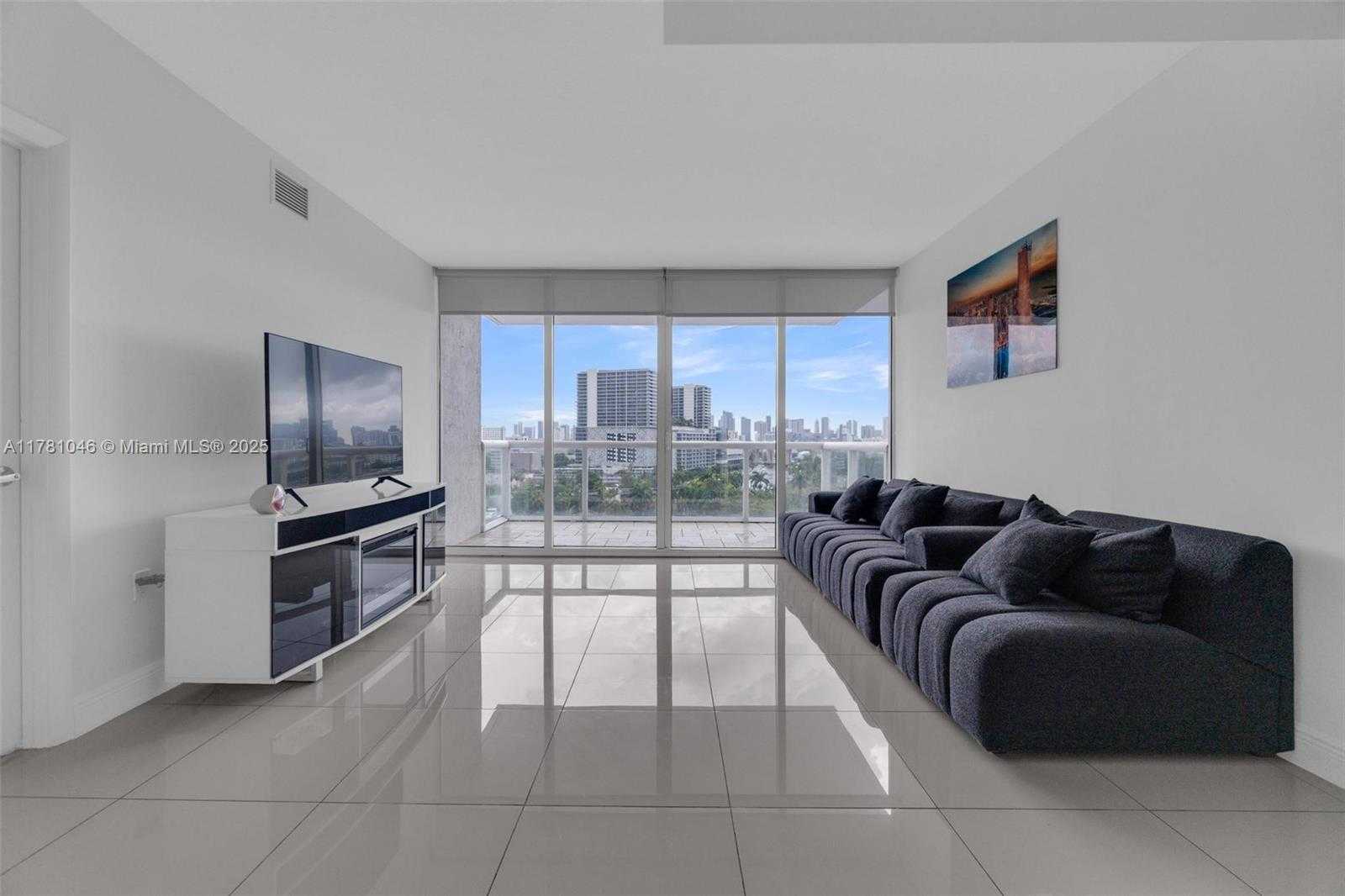 Small Image of 1861 NORTH WEST S RIVER DR #1207, Miami Number 3