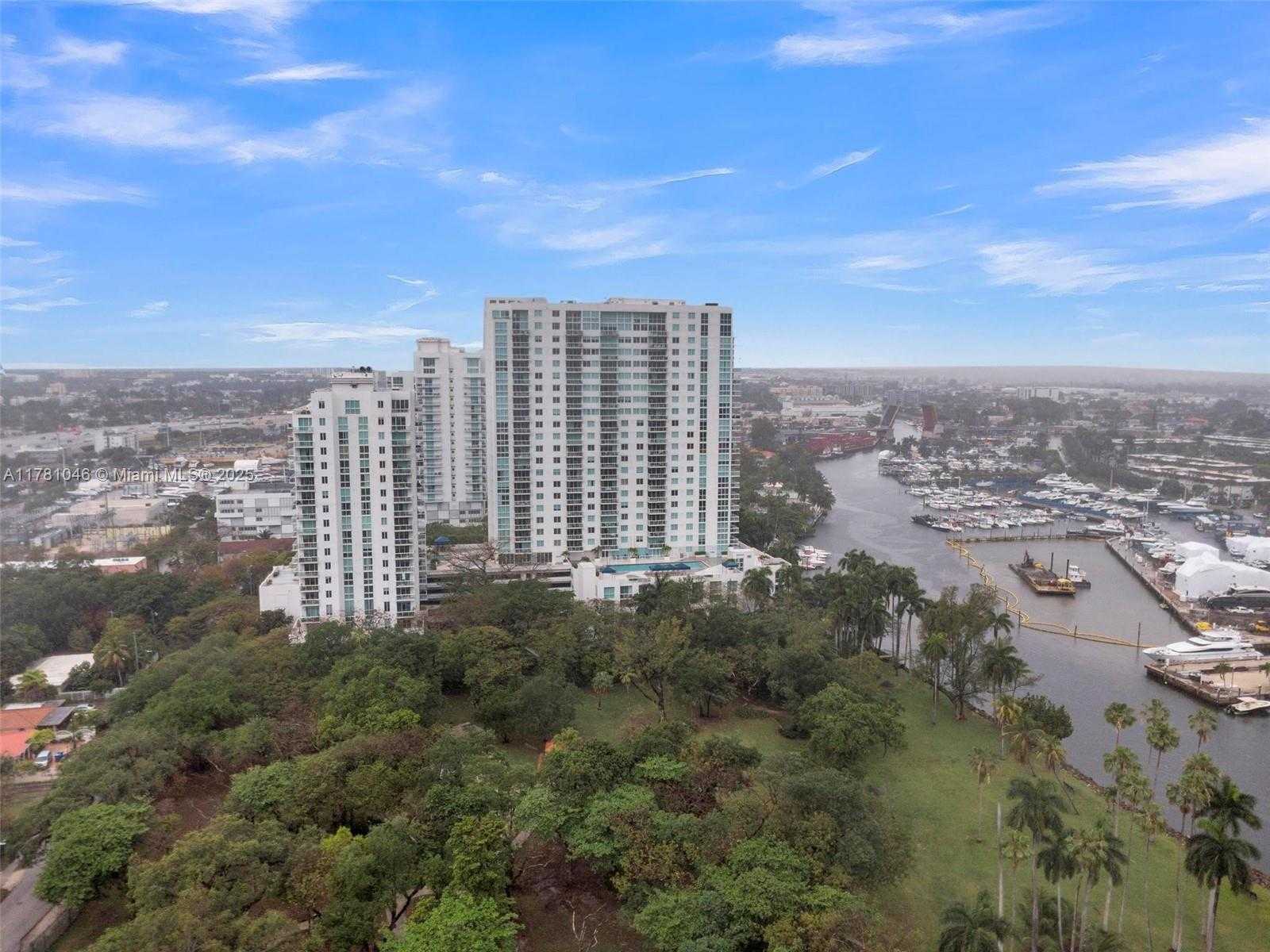 Small Image of 1861 NORTH WEST S RIVER DR #1207, Miami Number 33
