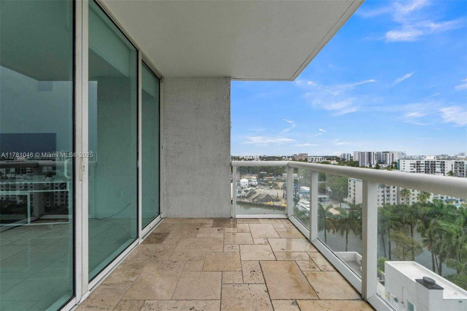 Small Image of 1861 NORTH WEST S RIVER DR #1207, Miami Number 38