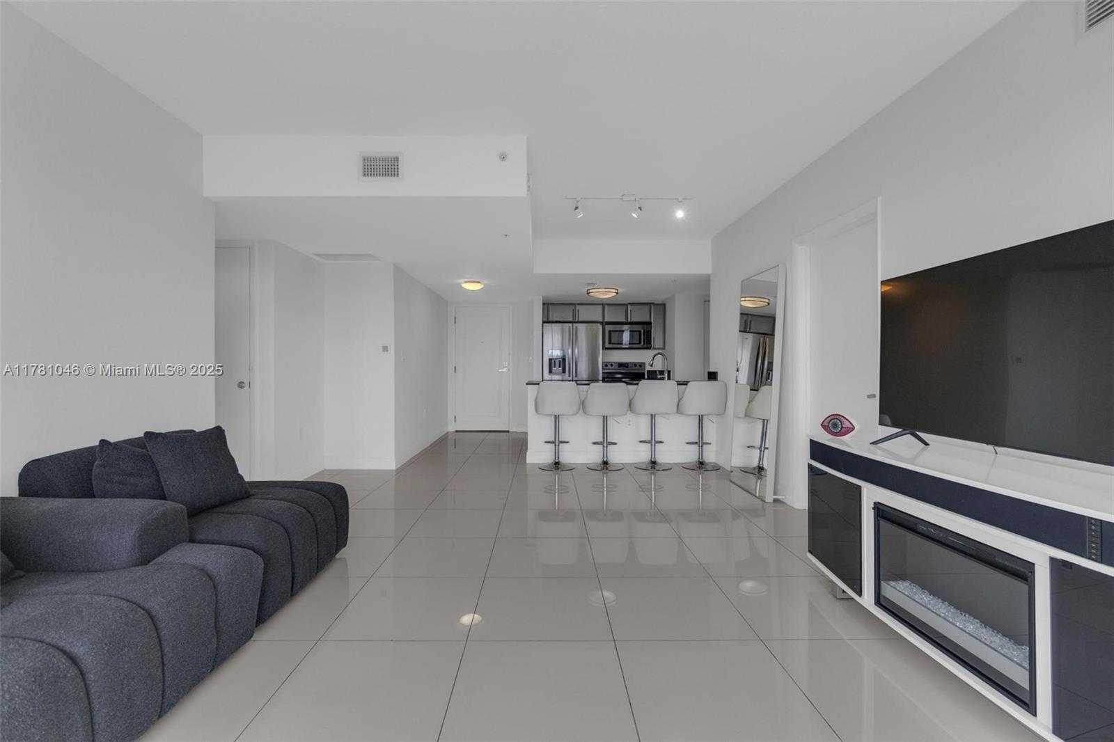 Small Image of 1861 NORTH WEST S RIVER DR #1207, Miami Number 7