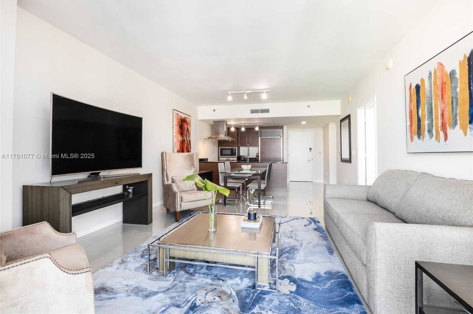 Small Image of 485 BRICKELL AVE #4707, Miami Number 18