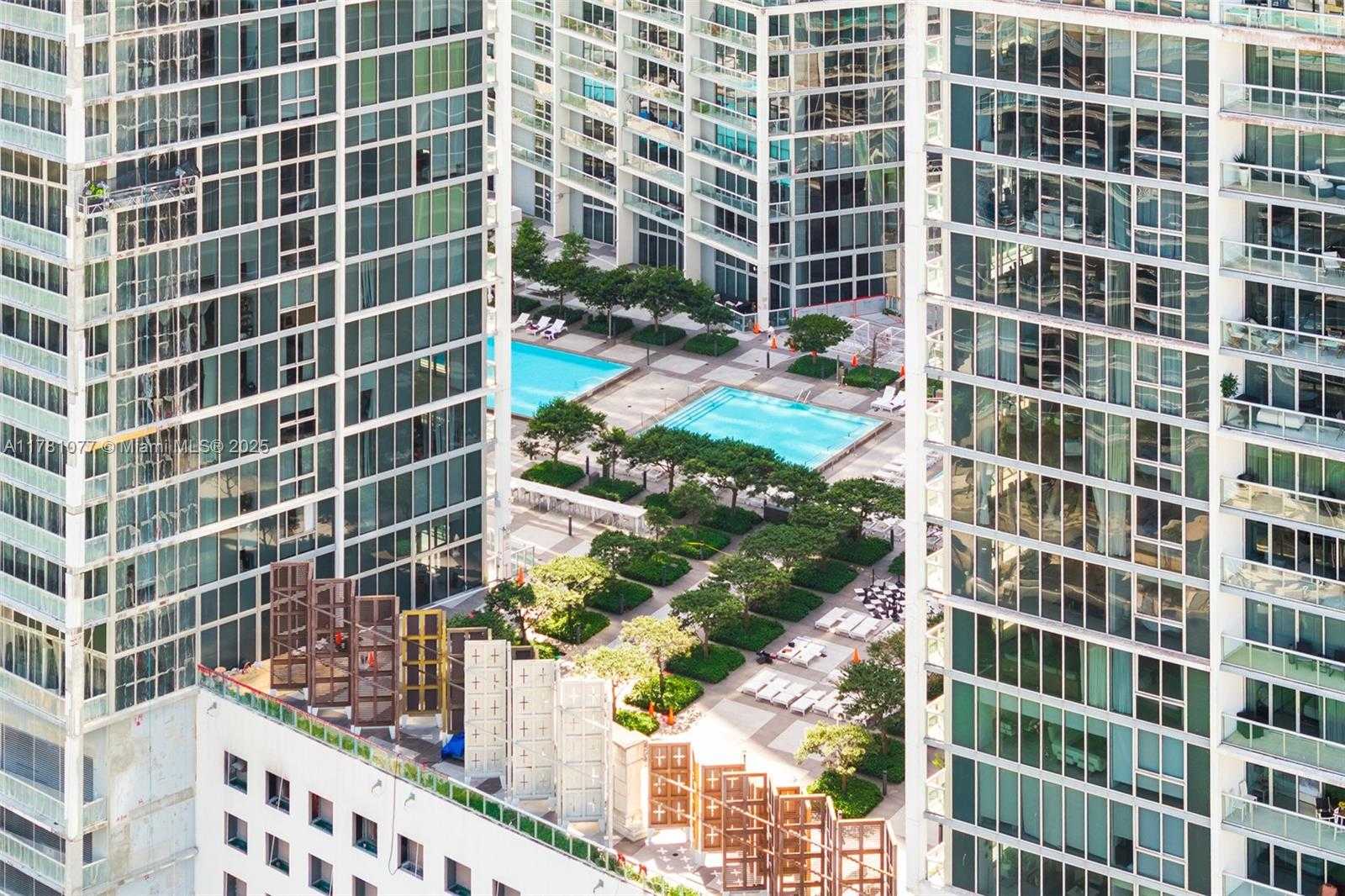 Small Image of 485 BRICKELL AVE #4707, Miami Number 27