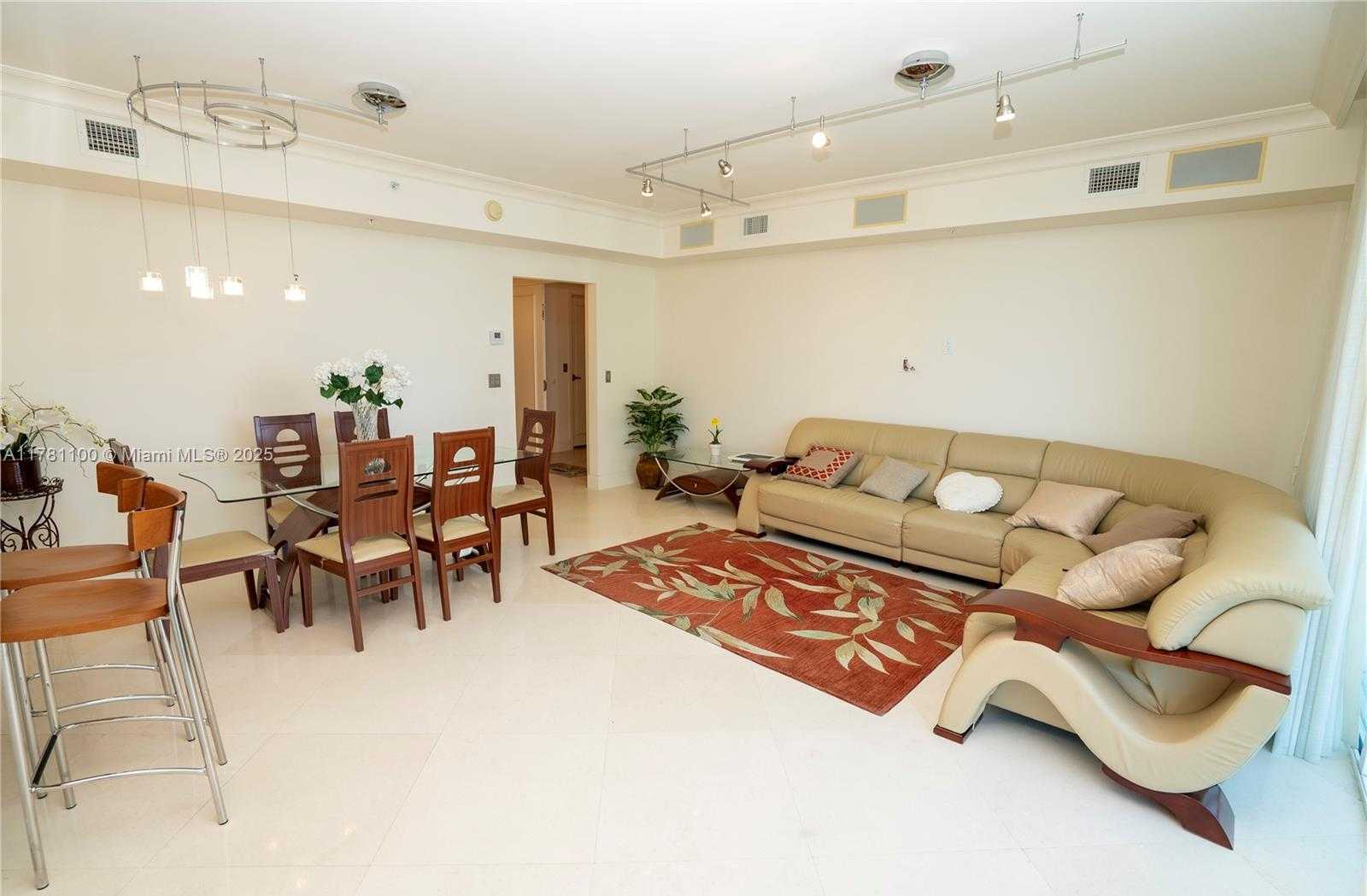 Small Image of 19400 TURNBERRY WAY #1732, Aventura Number 19