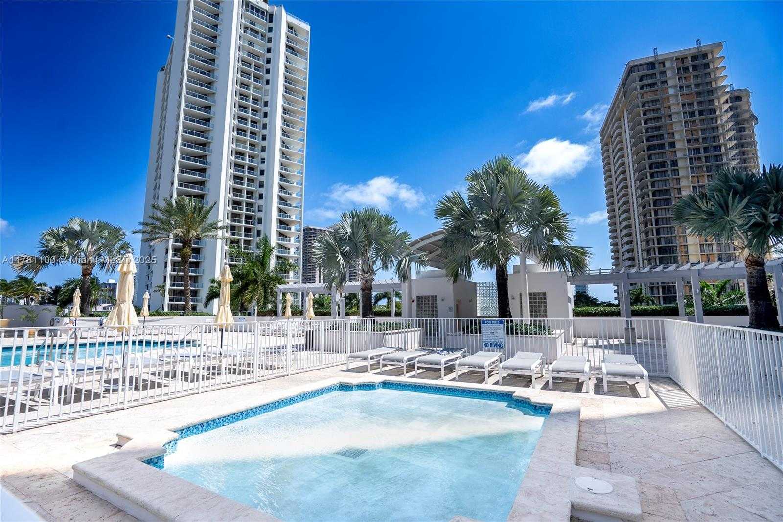 Small Image of 19400 TURNBERRY WAY #1732, Aventura Number 29