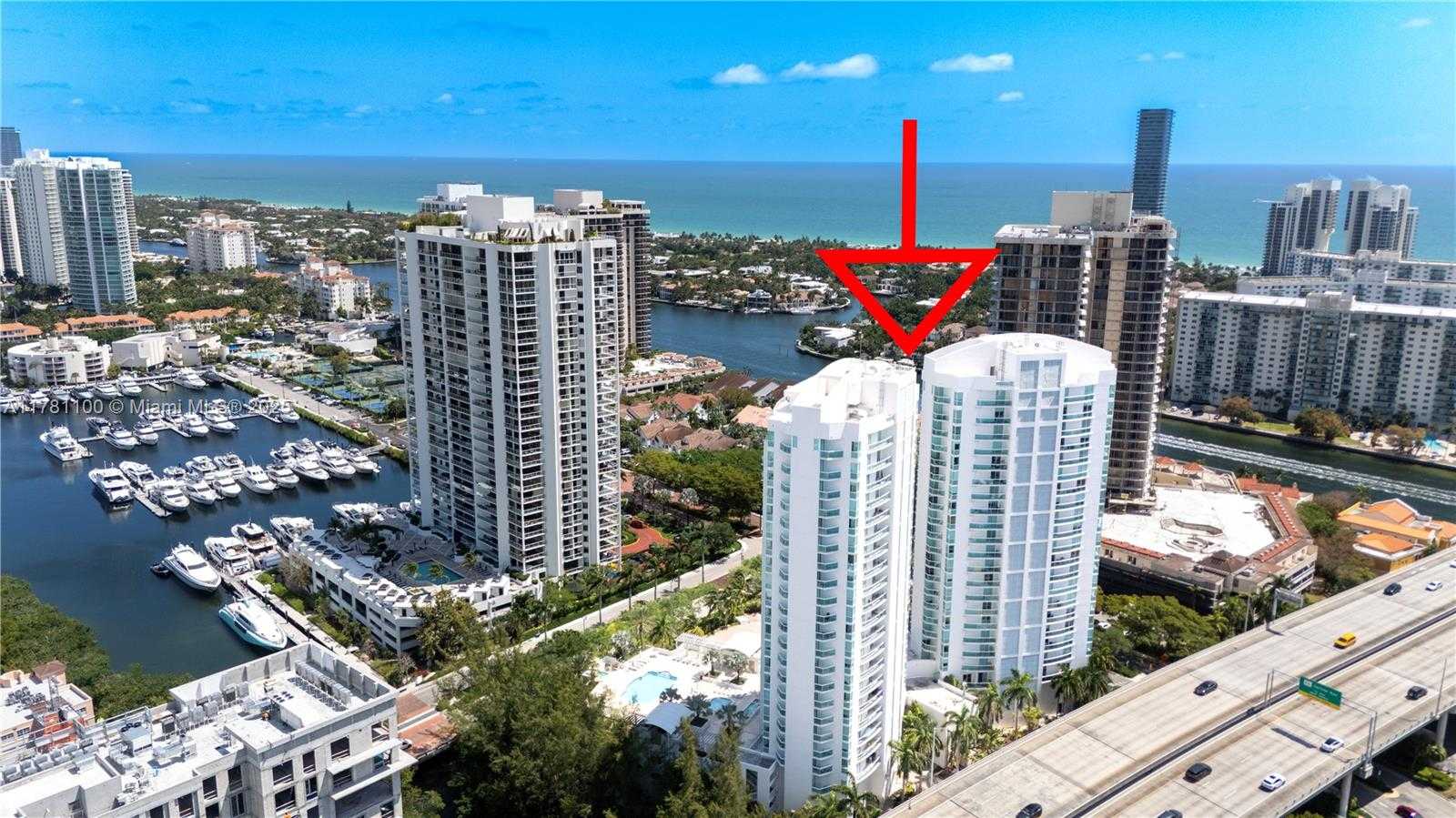 Small Image of 19400 TURNBERRY WAY #1732, Aventura Number 3