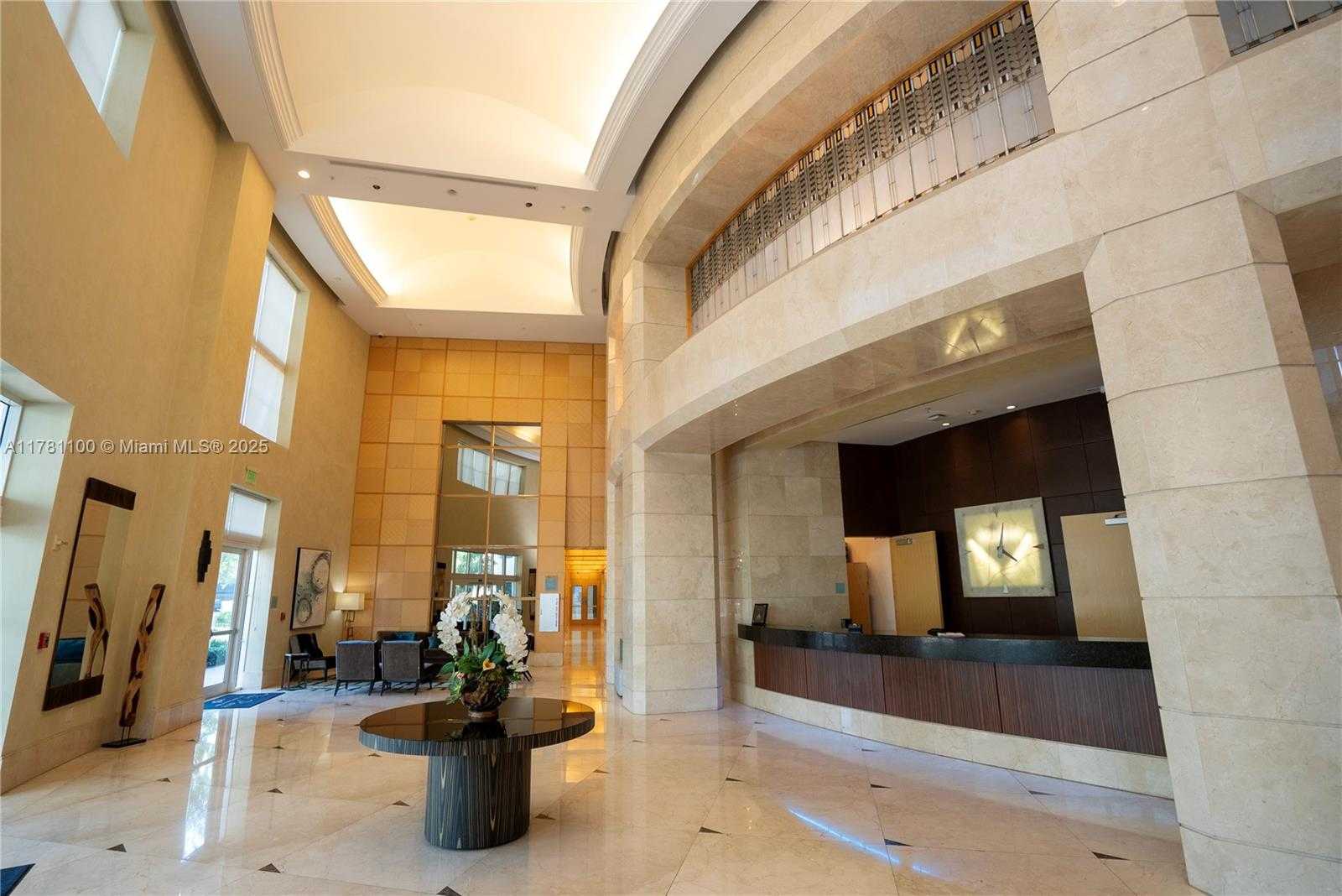 Small Image of 19400 TURNBERRY WAY #1732, Aventura Number 36