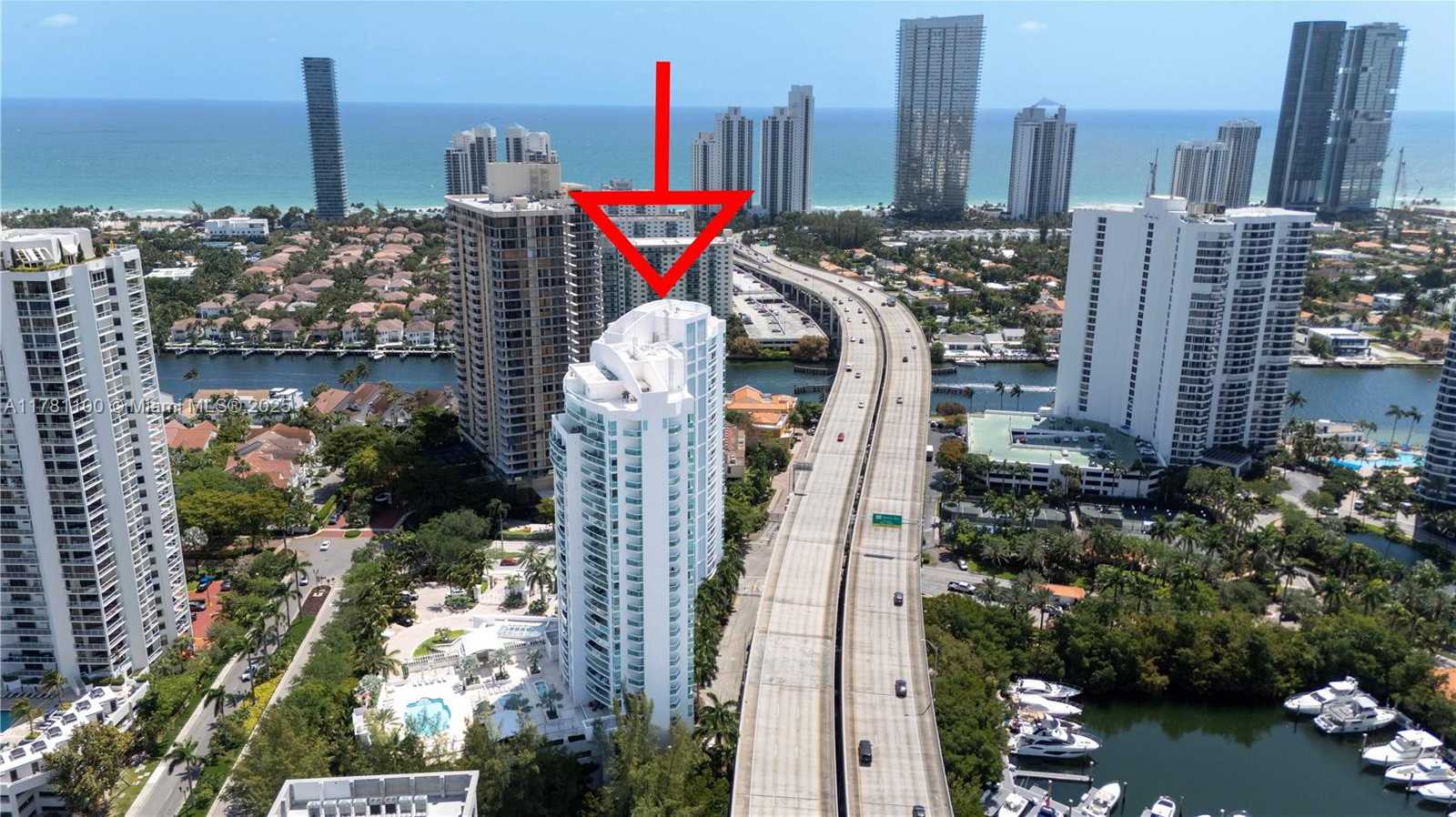 Small Image of 19400 TURNBERRY WAY #1732, Aventura Number 4