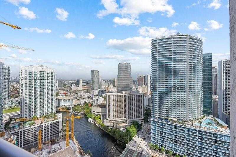 Small Image of 485 BRICKELL AVE #3503, Miami Number 18