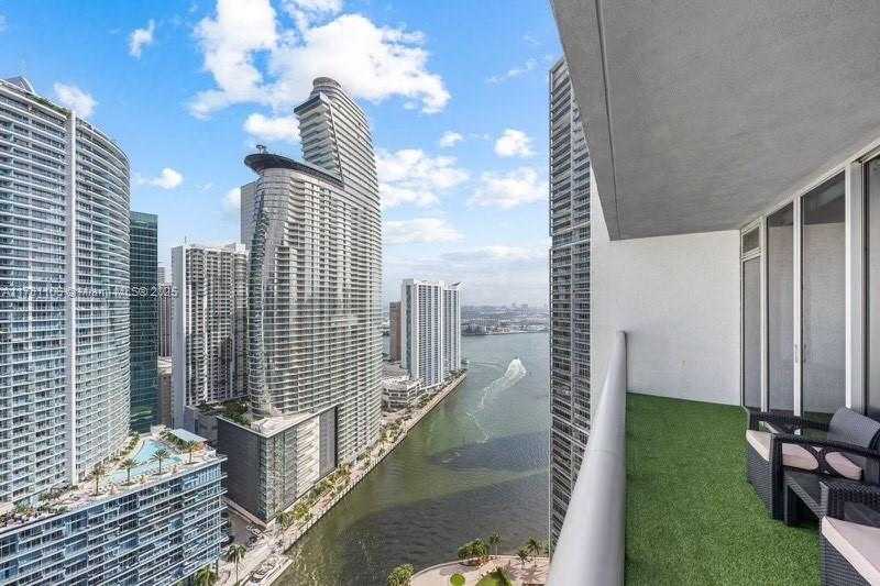 Small Image of 485 BRICKELL AVE #3503, Miami Number 19