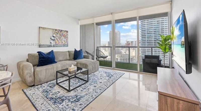 Small Image of 485 BRICKELL AVE #3503, Miami Number 8