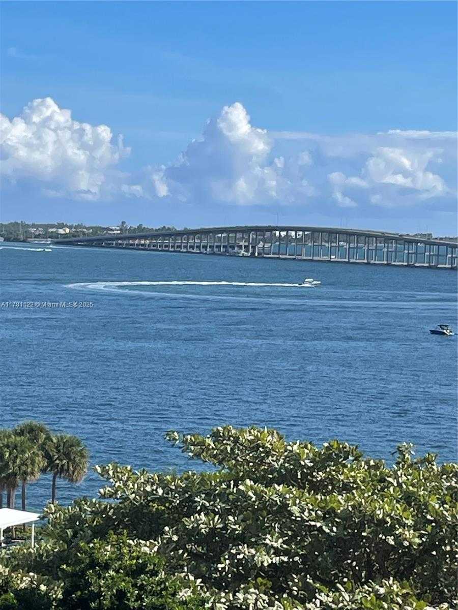 Small Image of 2101 Brickell Ave, Miami, FL 33129, USA Number 14