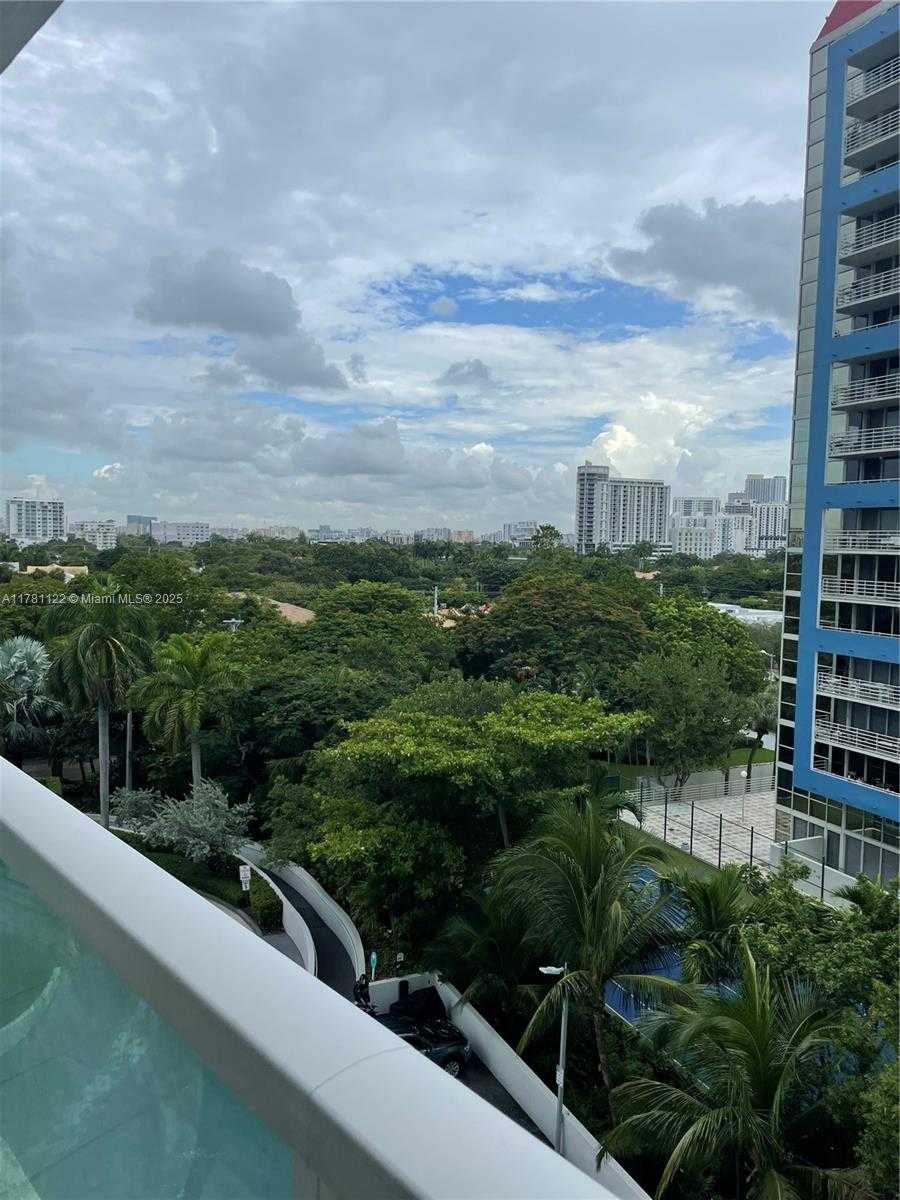 Small Image of 2101 Brickell Ave, Miami, FL 33129, USA Number 17