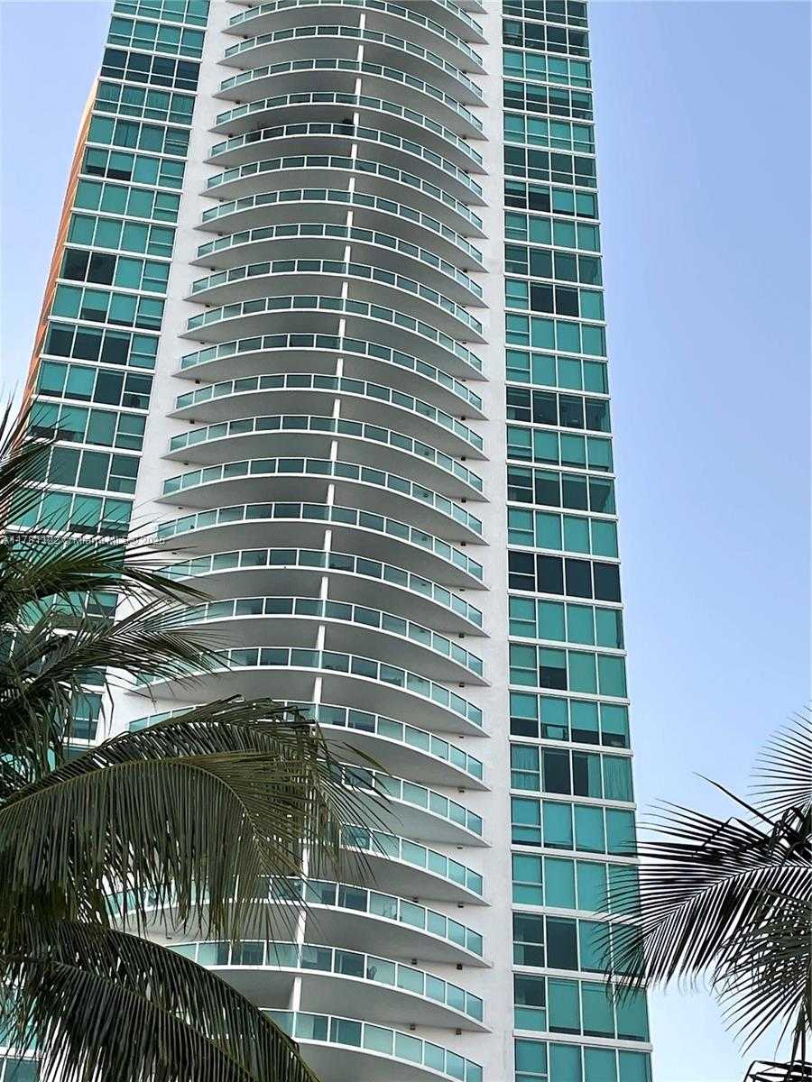 Small Image of 2101 Brickell Ave, Miami, FL 33129, USA Number 19