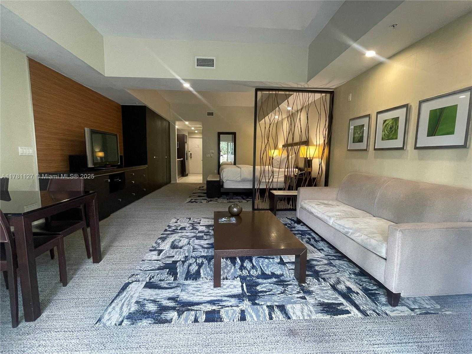 Small Image of 5300 NORTH WEST 87TH AVE #1103, Doral Number 13