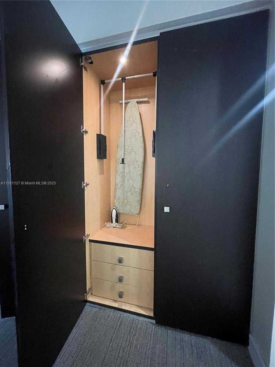 Small Image of 5300 NORTH WEST 87TH AVE #1103, Doral Number 27