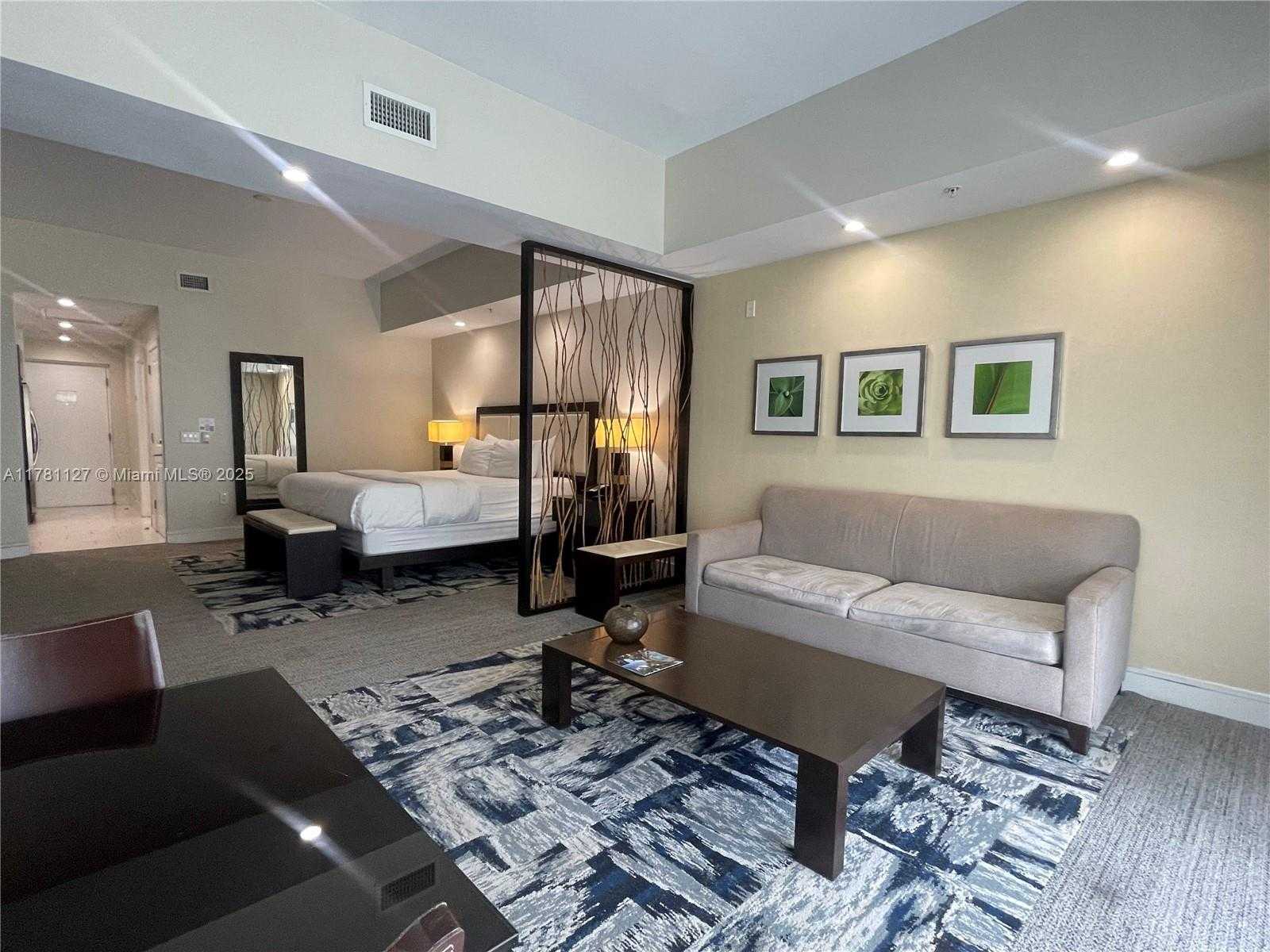 Small Image of 5300 NORTH WEST 87TH AVE #1103, Doral Number 8