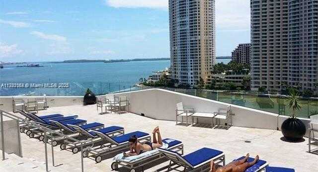 Small Image of 325 #3524, Miami Number 36