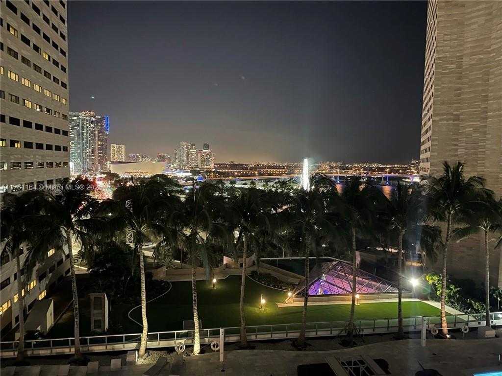 Small Image of 325 #3524, Miami Number 4