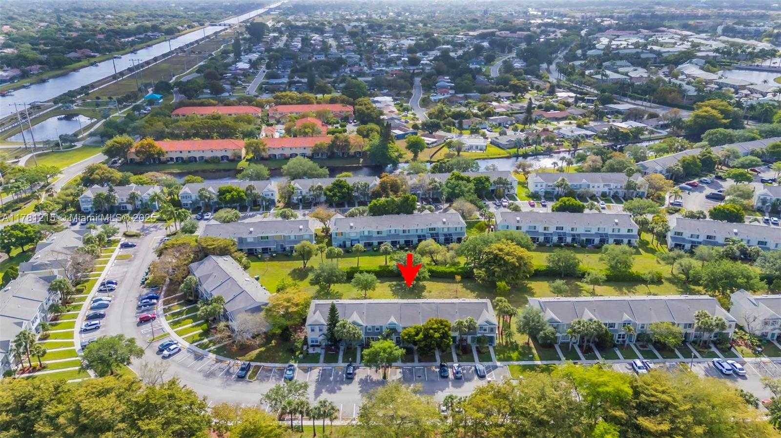 Small Image of 8151 SAN CARLOS CIR, Tamarac Number 27