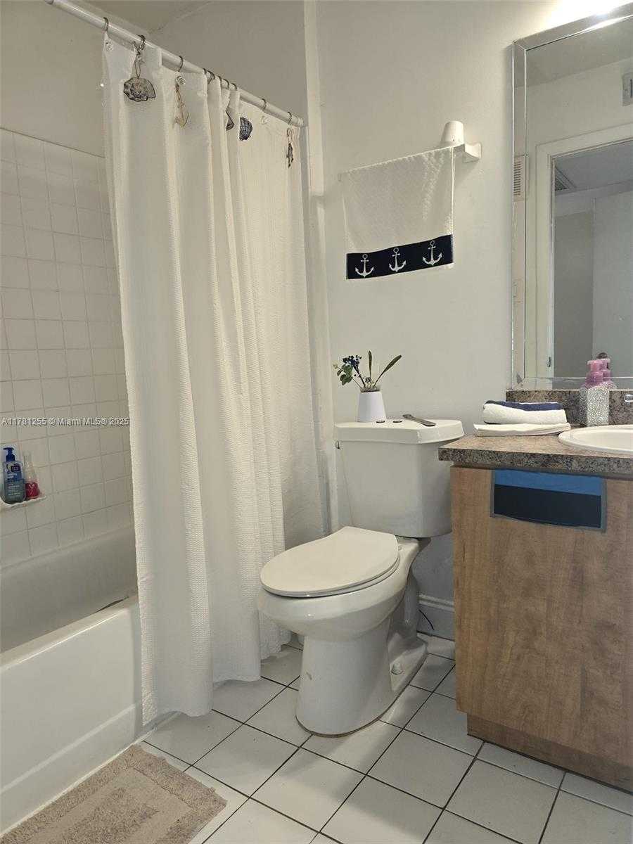 Small Image of 15290 SOUTH WEST 106TH LN #316, Miami Number 12