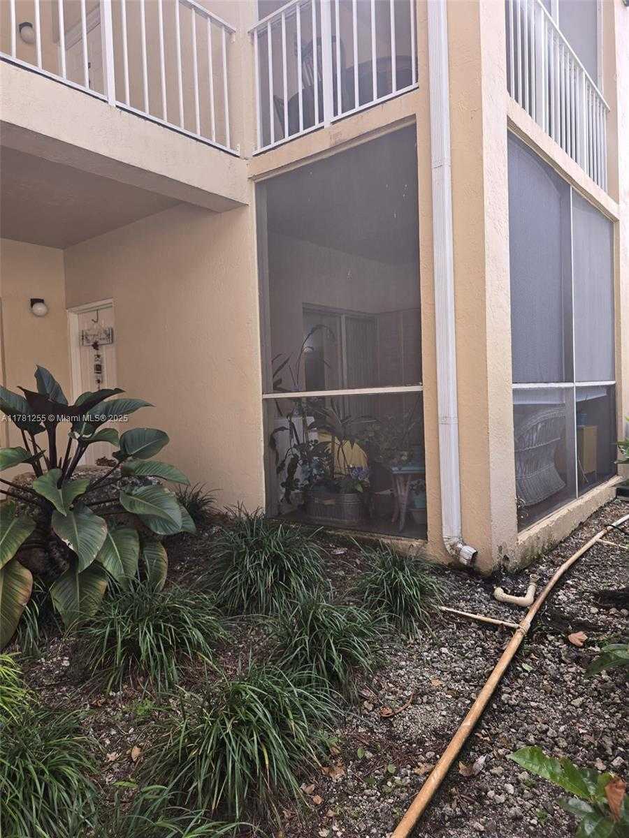 Small Image of 15290 SOUTH WEST 106TH LN #316, Miami Number 2