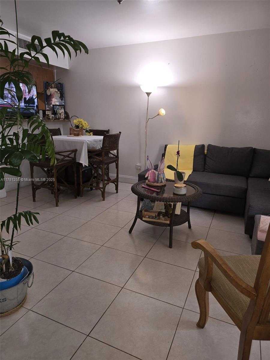Small Image of 15290 SOUTH WEST 106TH LN #316, Miami Number 5