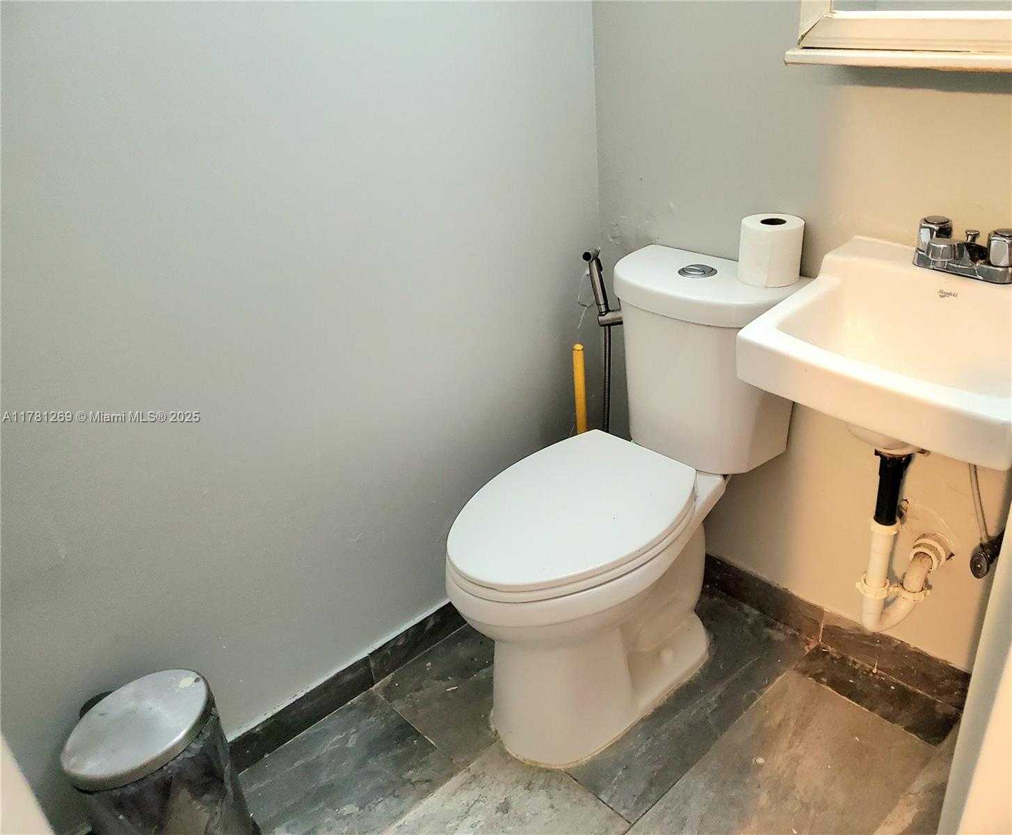 Small Image of 16750 NORTH EAST 10TH AVE #326, North Miami Beach Number 10