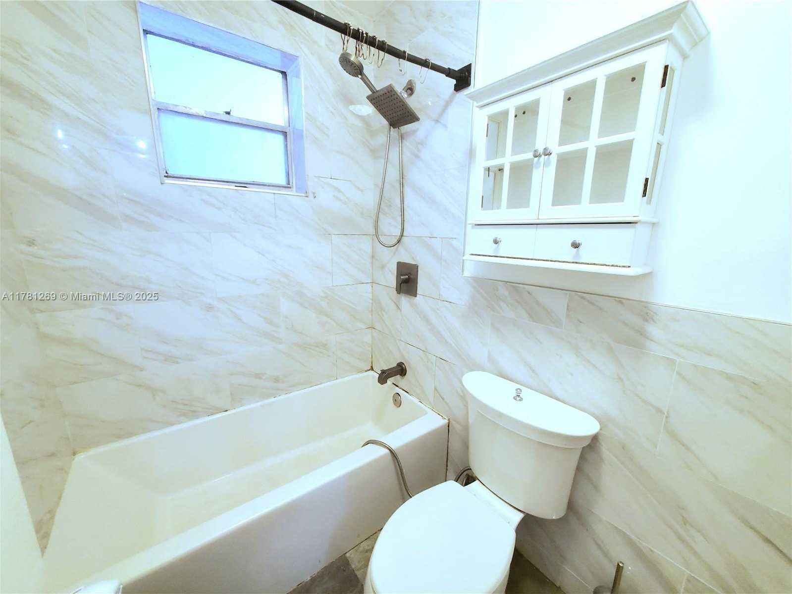 Small Image of 16750 NORTH EAST 10TH AVE #326, North Miami Beach Number 11