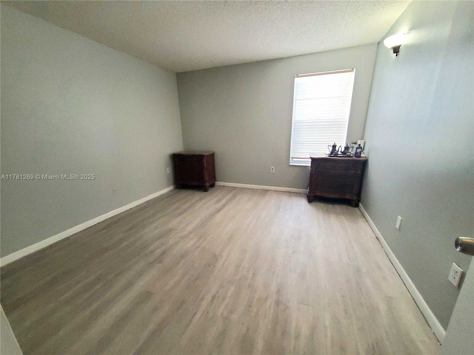 Small Image of 16750 NORTH EAST 10TH AVE #326, North Miami Beach Number 9