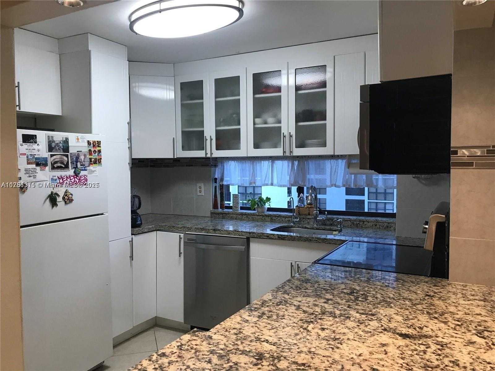 Small Image of 17011 NORTH BAY RD #701, Sunny Isles Beach Number 10