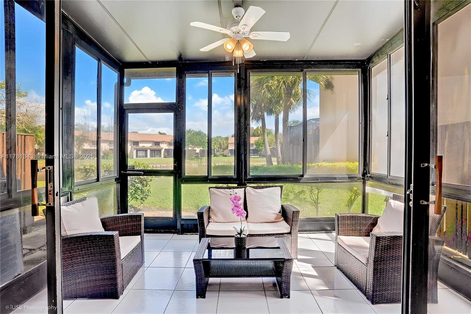 Small Image of 3950 COCOPLUM CIR #F, Coconut Creek Number 10