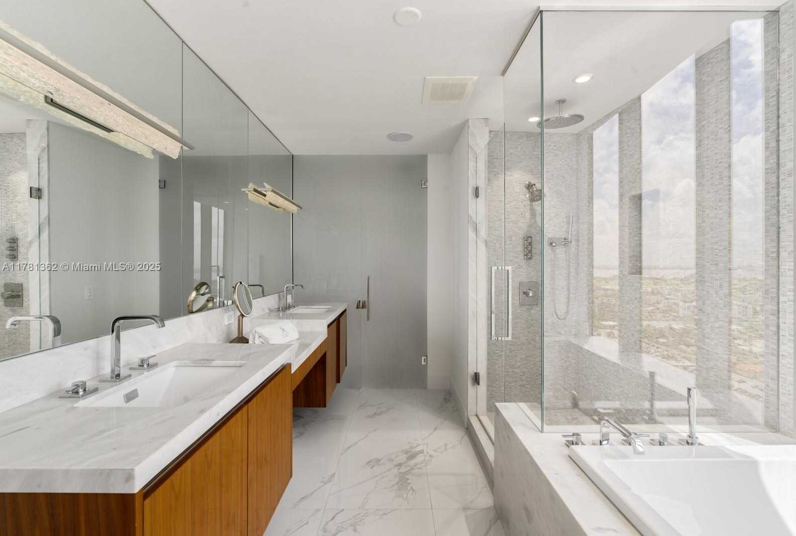 Small Image of 9705 COLLINS AVE #2604N, Bal Harbour Number 16