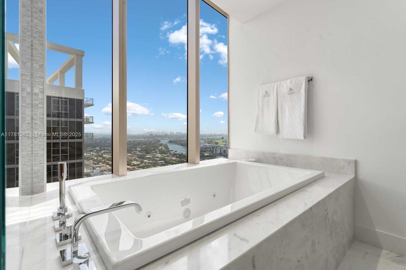 Small Image of 9705 COLLINS AVE #2604N, Bal Harbour Number 18
