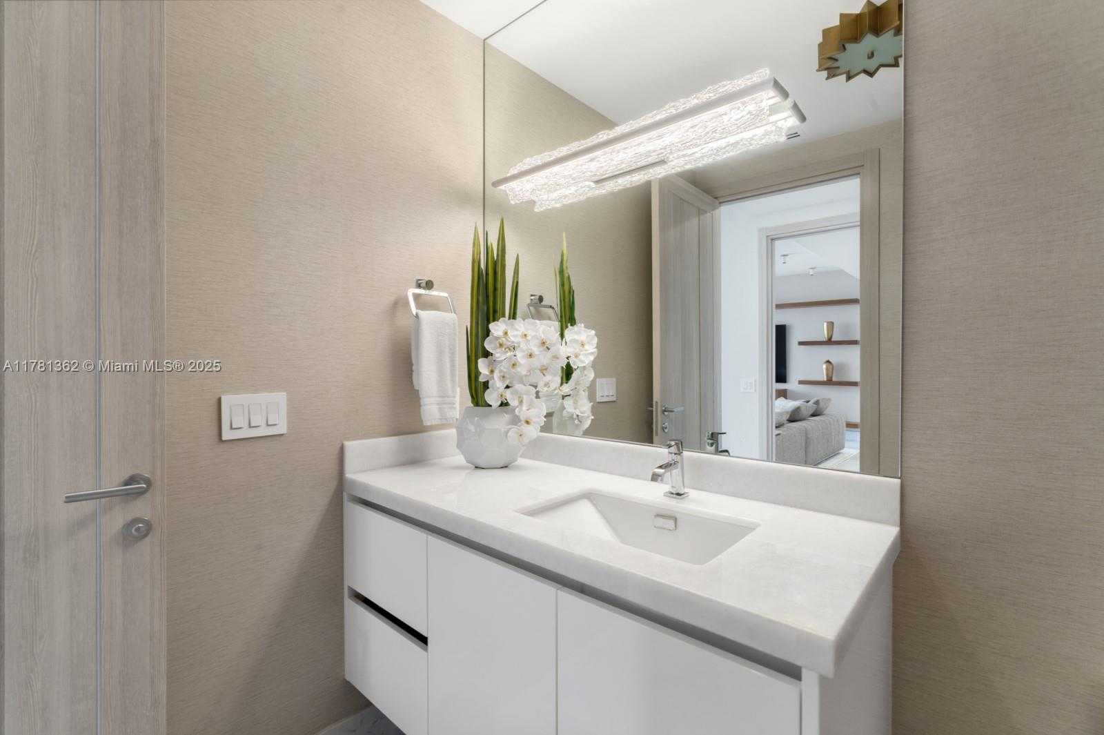 Small Image of 9705 COLLINS AVE #2604N, Bal Harbour Number 24