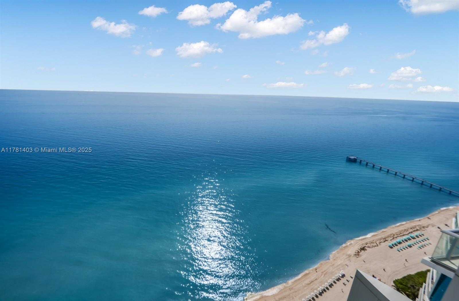 Small Image of 17001 COLLINS AVE #4305 Duplex, Sunny Isles Beach Number 11