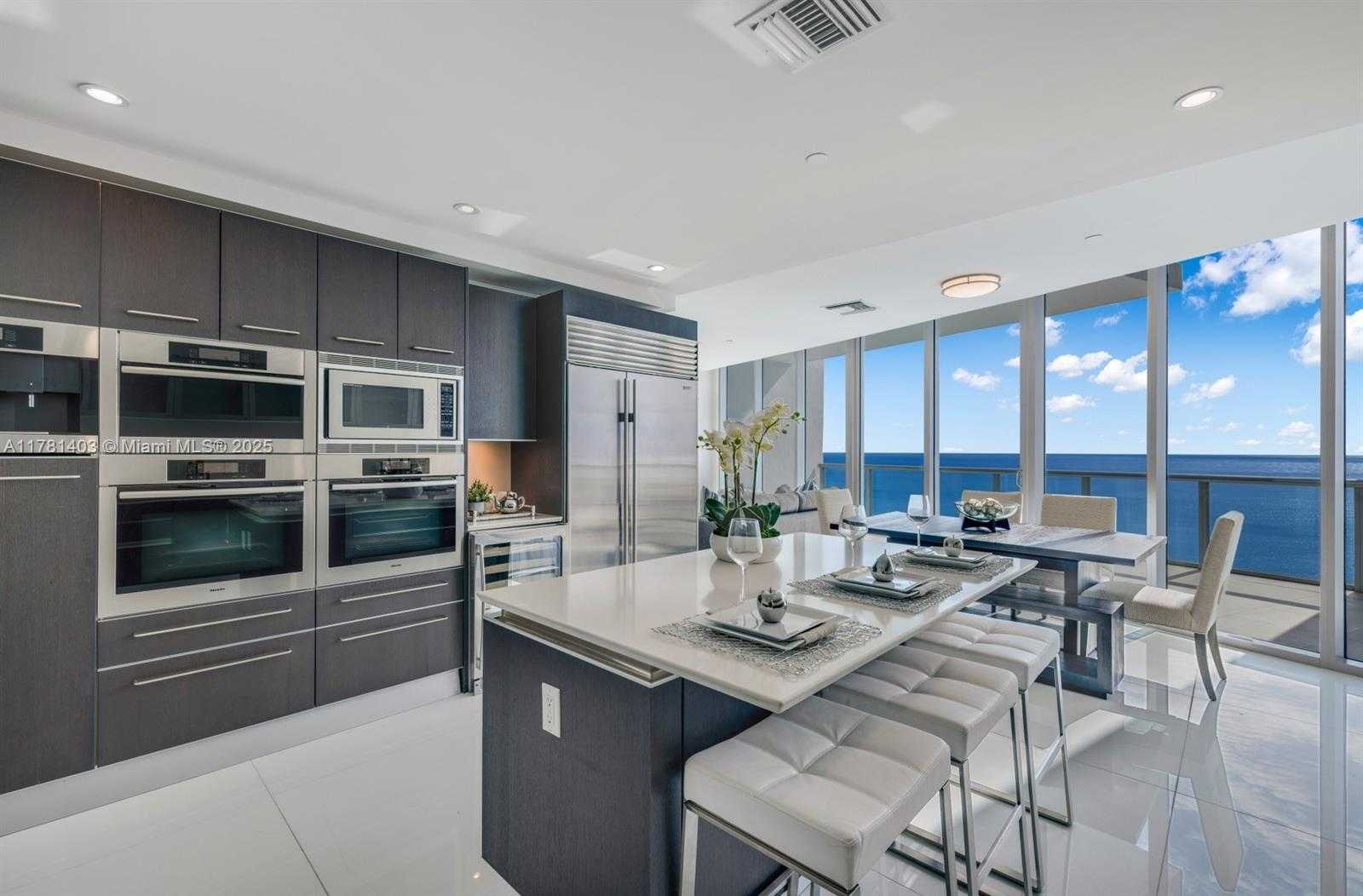 Small Image of 17001 COLLINS AVE #4305 Duplex, Sunny Isles Beach Number 16