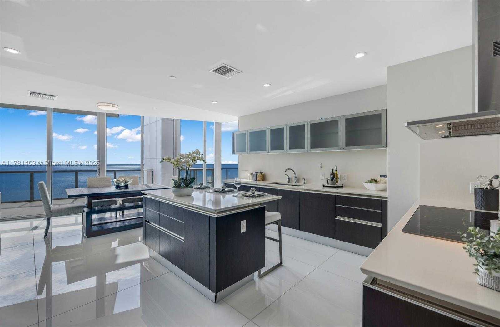 Small Image of 17001 COLLINS AVE #4305 Duplex, Sunny Isles Beach Number 17