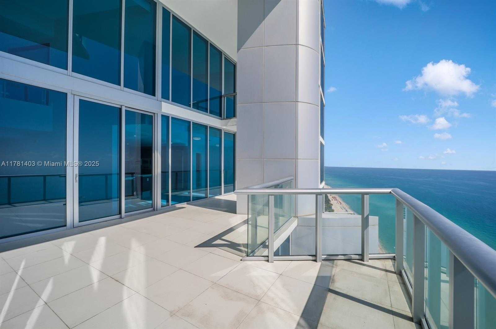 Small Image of 17001 COLLINS AVE #4305 Duplex, Sunny Isles Beach Number 22
