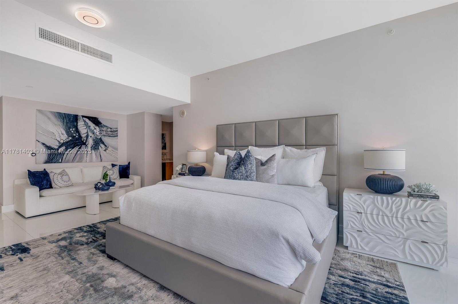 Small Image of 17001 COLLINS AVE #4305 Duplex, Sunny Isles Beach Number 25