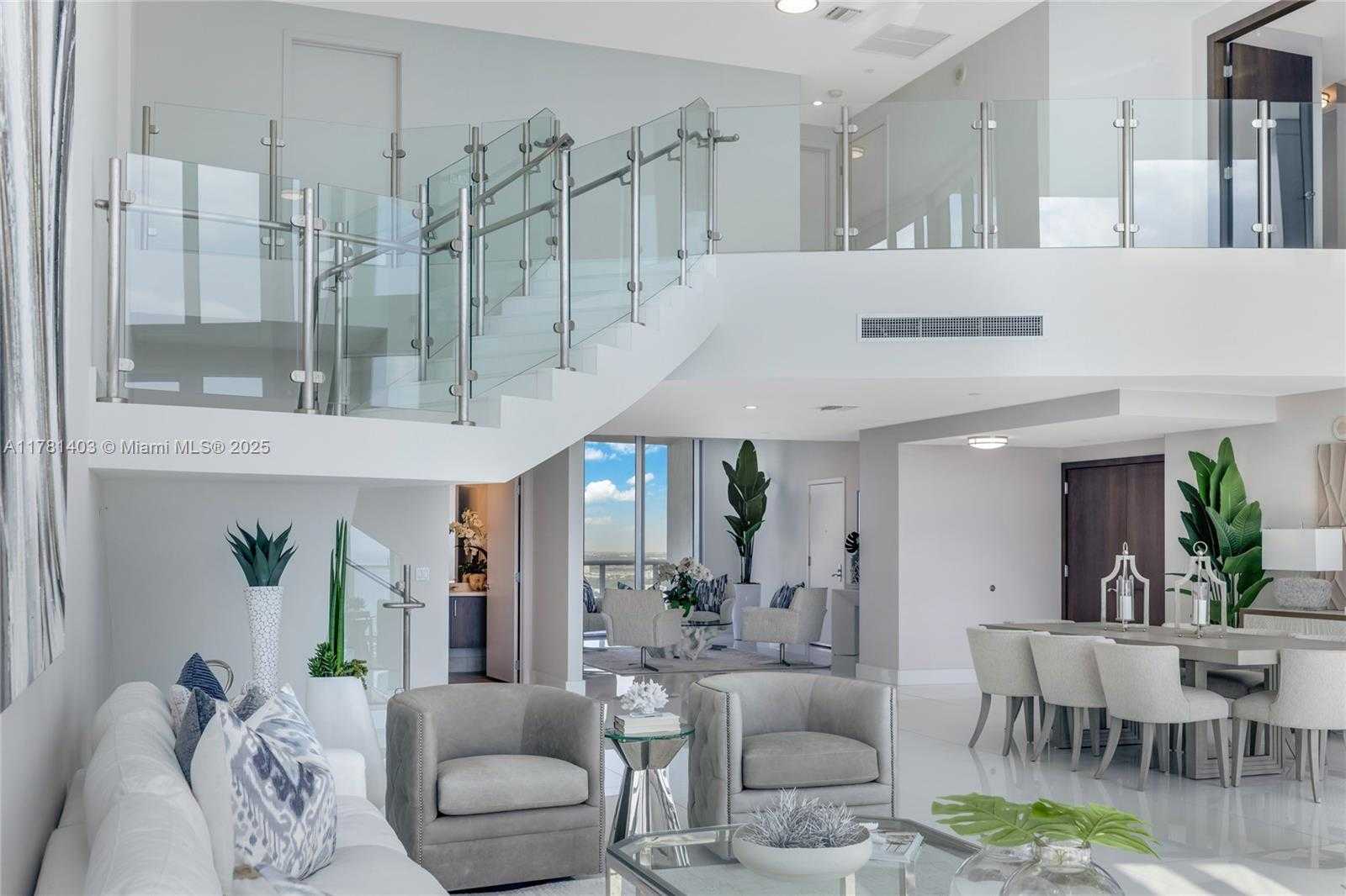 Small Image of 17001 COLLINS AVE #4305 Duplex, Sunny Isles Beach Number 5