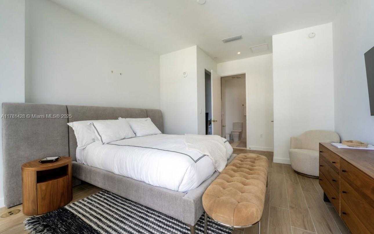 Small Image of 2655 S BAYSHORE DRIVE #1109, Coconut Grove Number 9